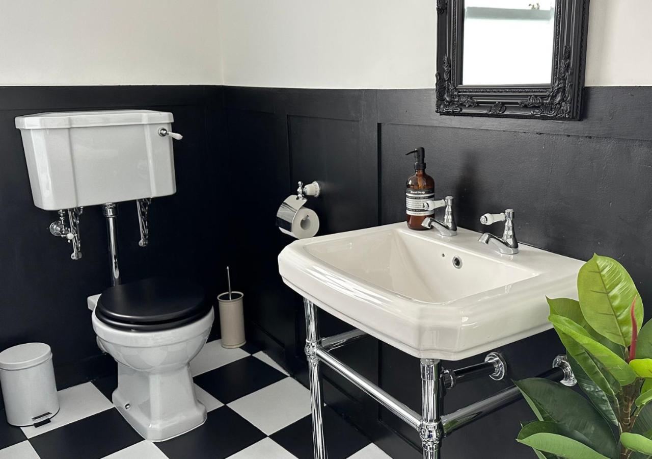 Stunning Scottish Hot Tub Getaway Villa Gatehouse of Fleet Exteriör bild